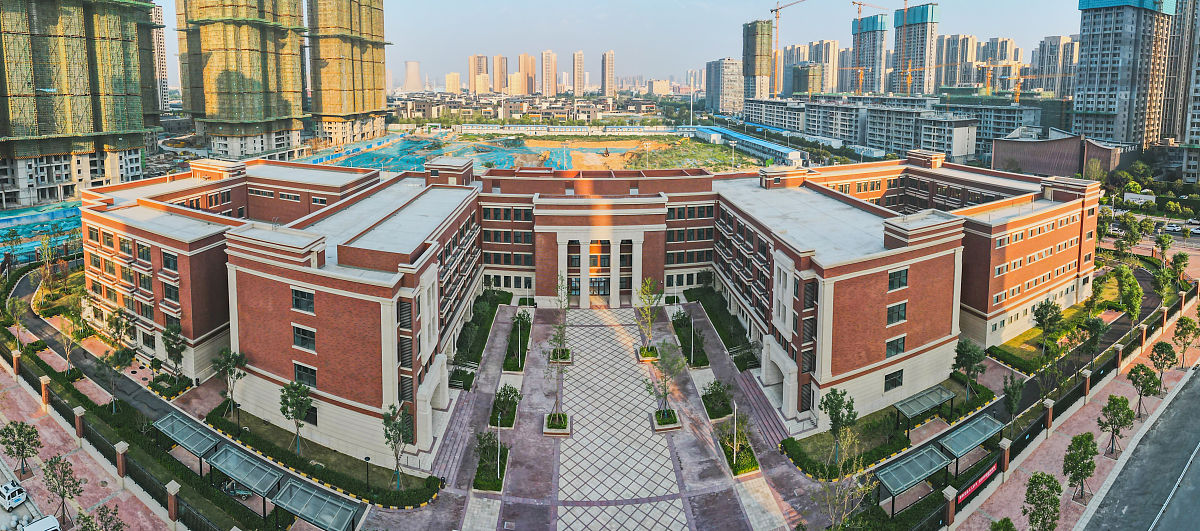 广州荔湾区外语职业高级中学新增国际贸易专业,发展前景看好 广州荔湾区外语职业高级中学新增国际贸易专业,发展前景看好