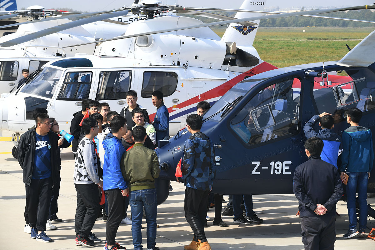 昆明工艺美术学校航空空乘直升机专业分析怎么样