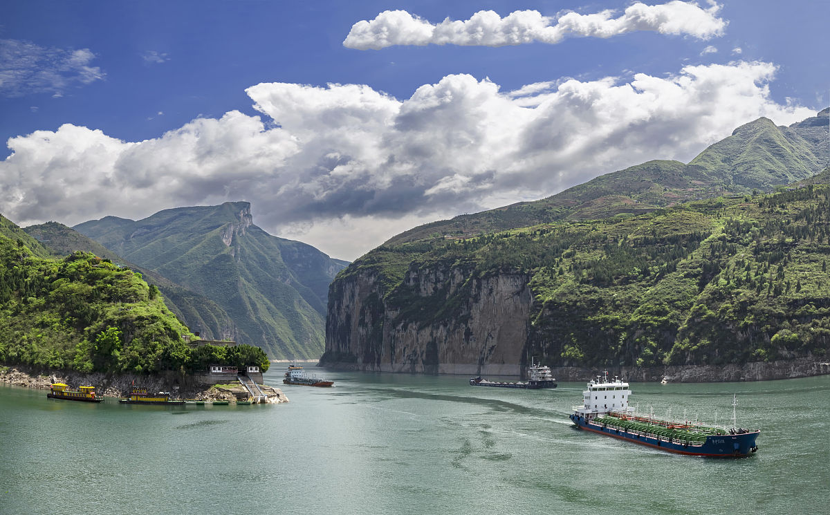 重庆旅游攻略：两江汇流、三峡夔门、鹅公岩大桥、洪崖洞