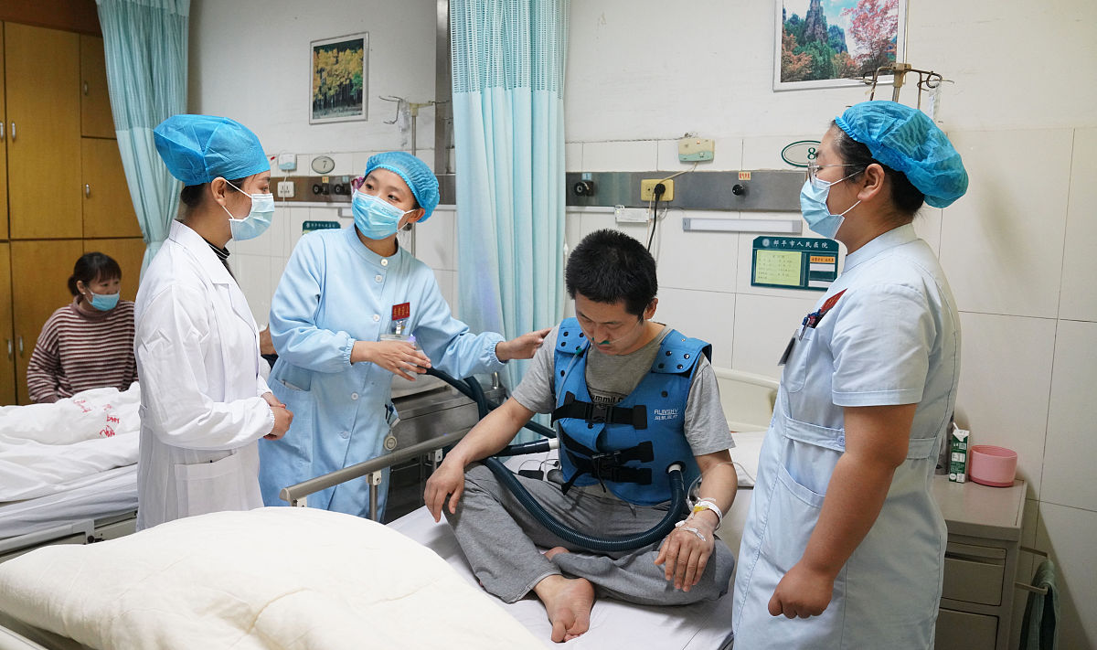 重庆市护士学校2022年招生「简章」