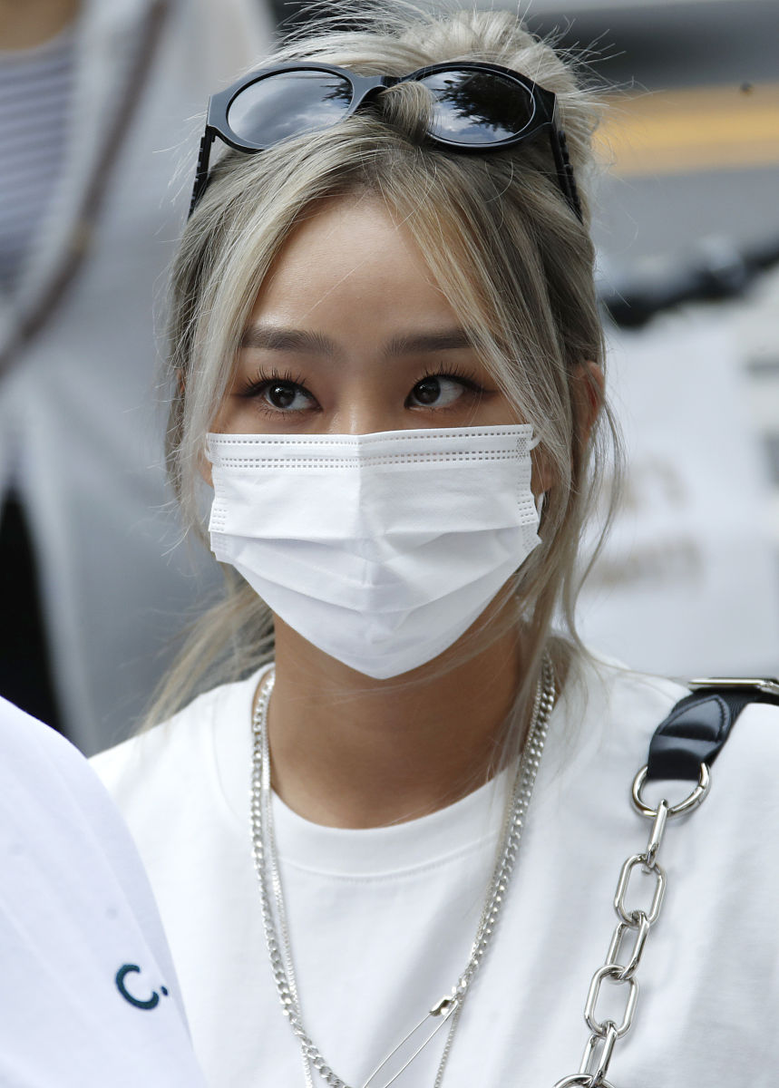 2021年7月8日,首尔,明星出席某化妆品品牌活动.sistar 孝琳(=1)   =  