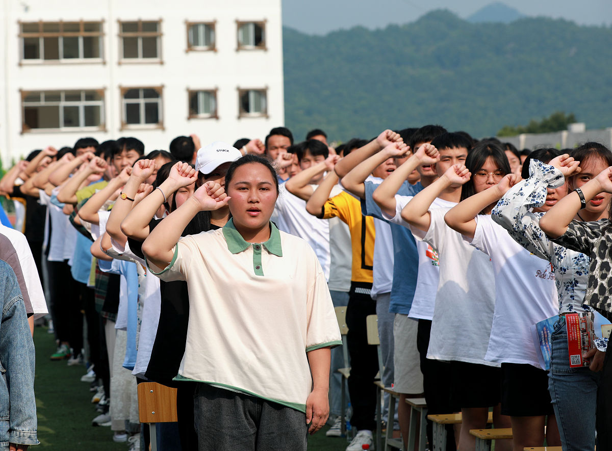 镇远县中等职业学校旅游服务与管理专业可以选择哪些就业方向怎么样