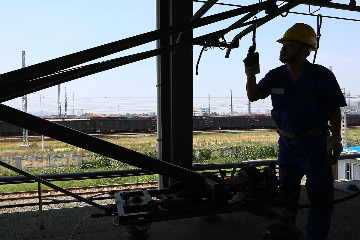 西安铁路学校什么专业前景好？2023热门专业推荐