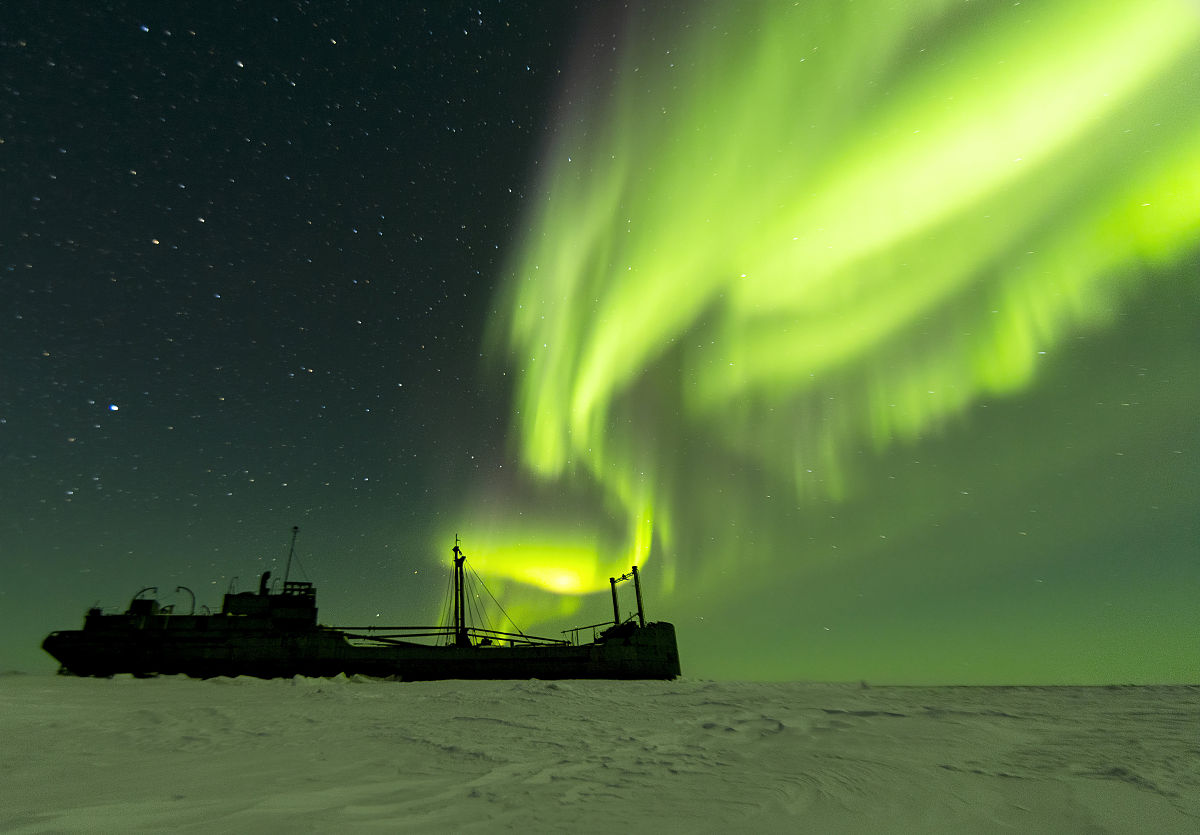 景深跟光圈、焦虑和调焦距离的具体关系是什么