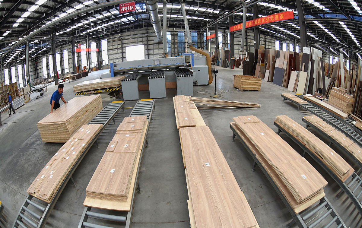 板材定制化生产工厂使用一板一码的技术如果写论文第一段怎么写