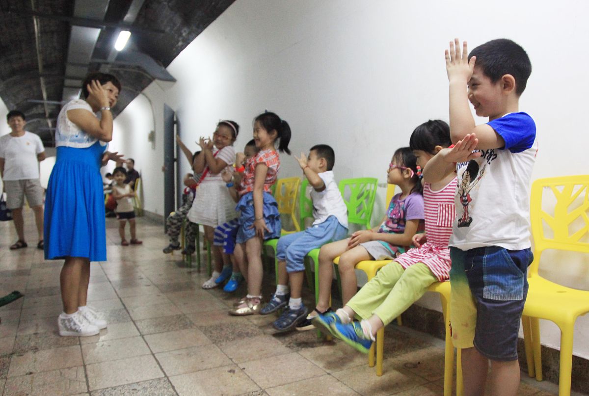 重庆2021年男生上幼师学校学什么好