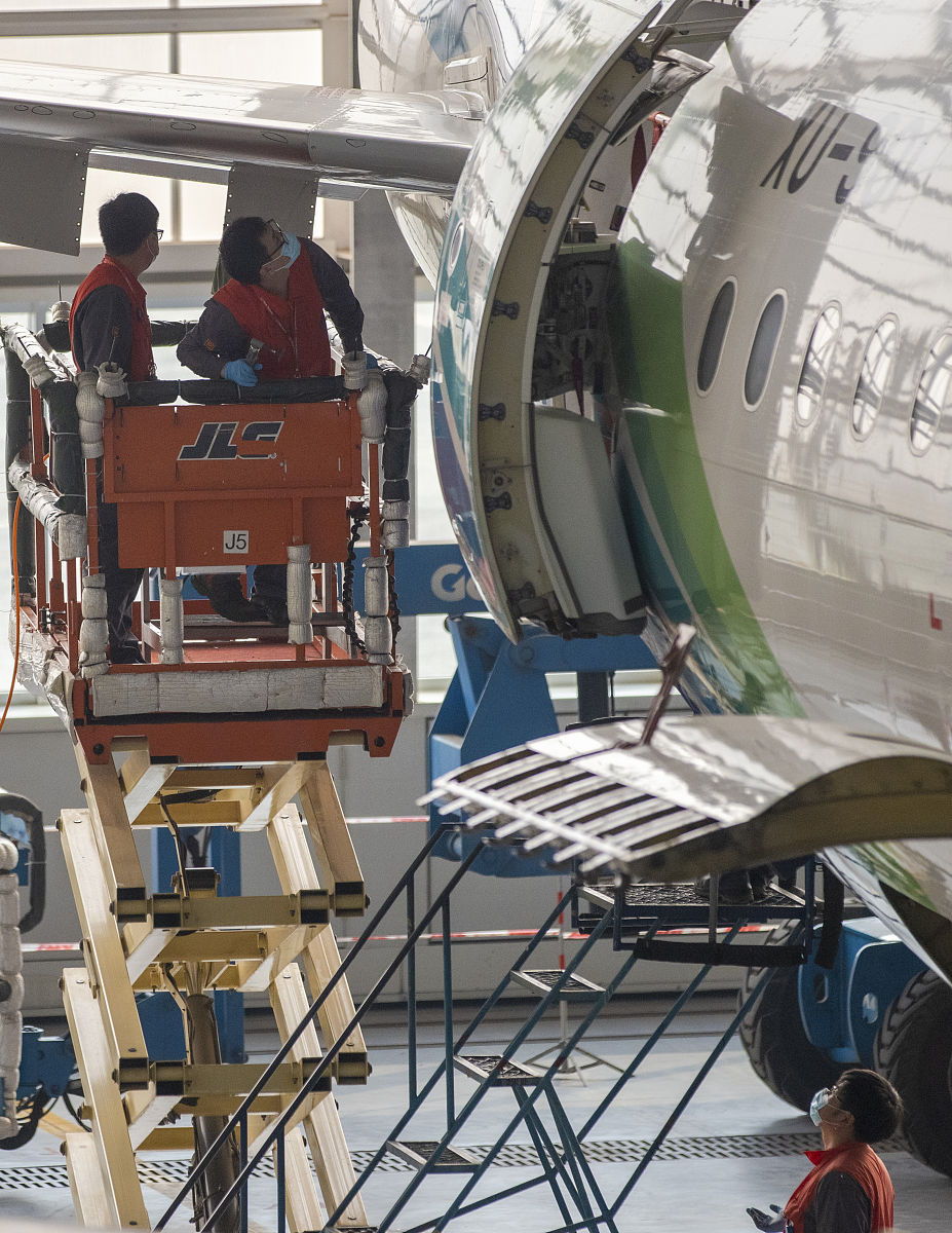 飞机机电设备维修月薪多少用发