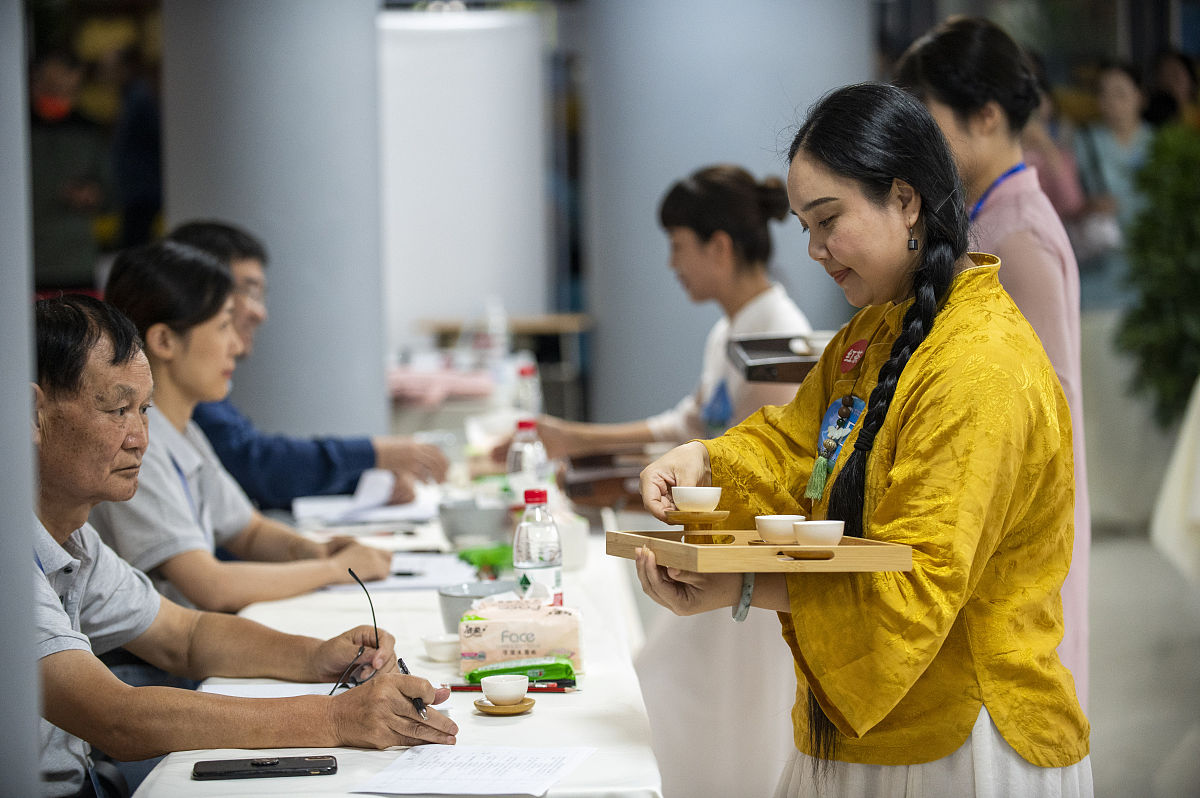 雅安职业技术师范学院2019年招生简章 - 高质量职业教育，成就美好未来