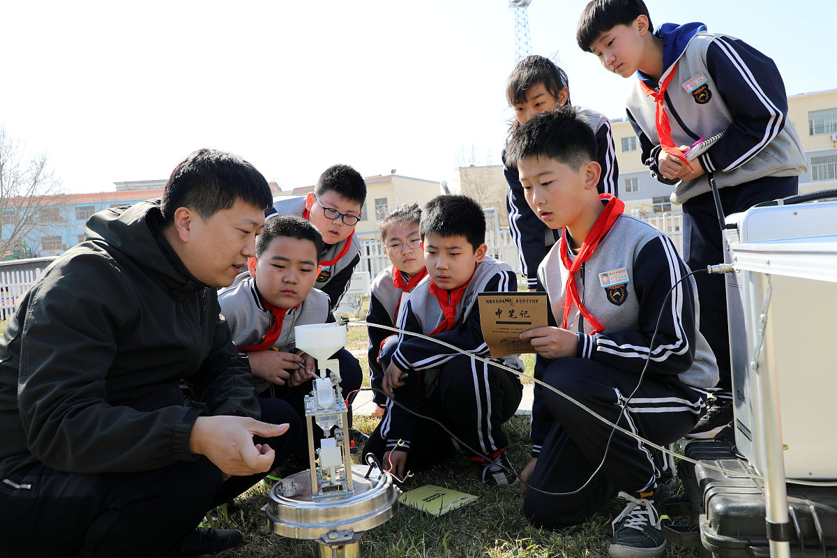 YL-69 vs. DHT11: 土壤湿度传感器对比