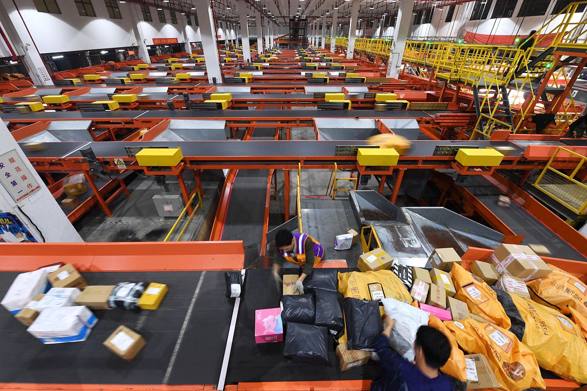 快递服务的发展1000字