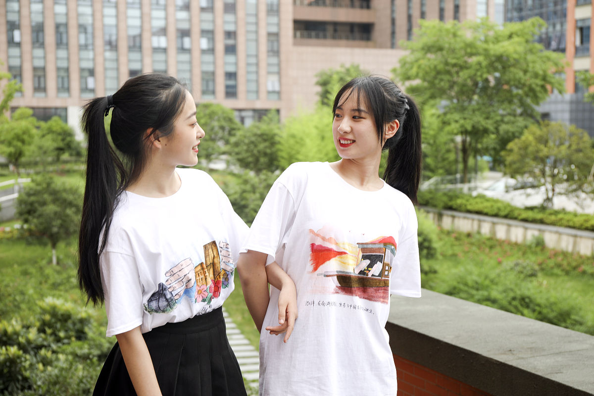 大学毕业后，我和高中学妹的邂逅