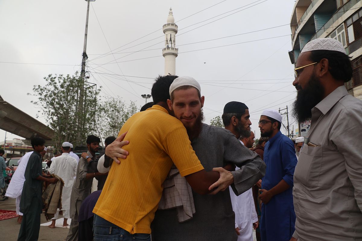 Mengorek Hidung Saat Puasa: Apakah Membatalkan? | Panduan Lengkap