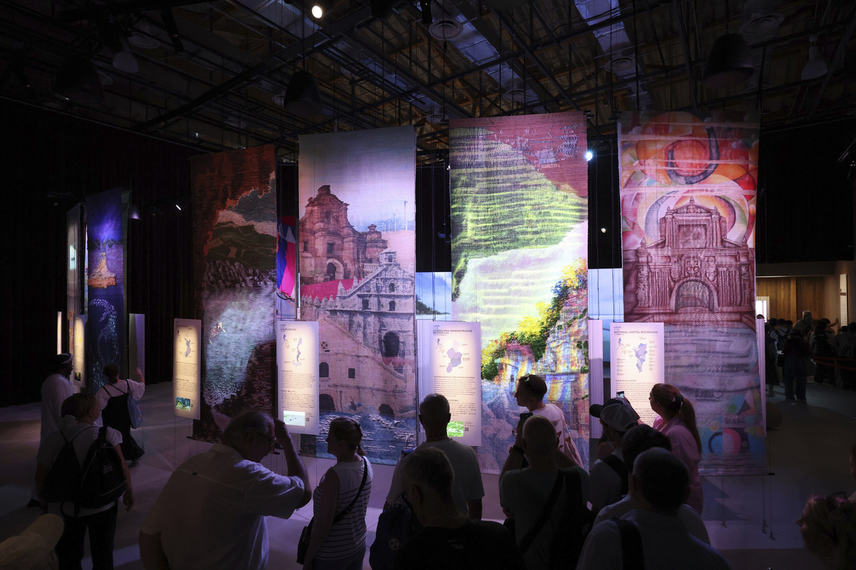 写一篇多媒体艺术与舞台美术的关系的论文