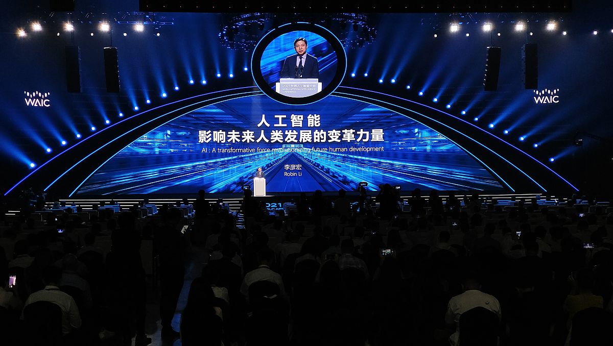 请给出修订《湖南省互联网＋大学生创新创业大赛激励措施》方案