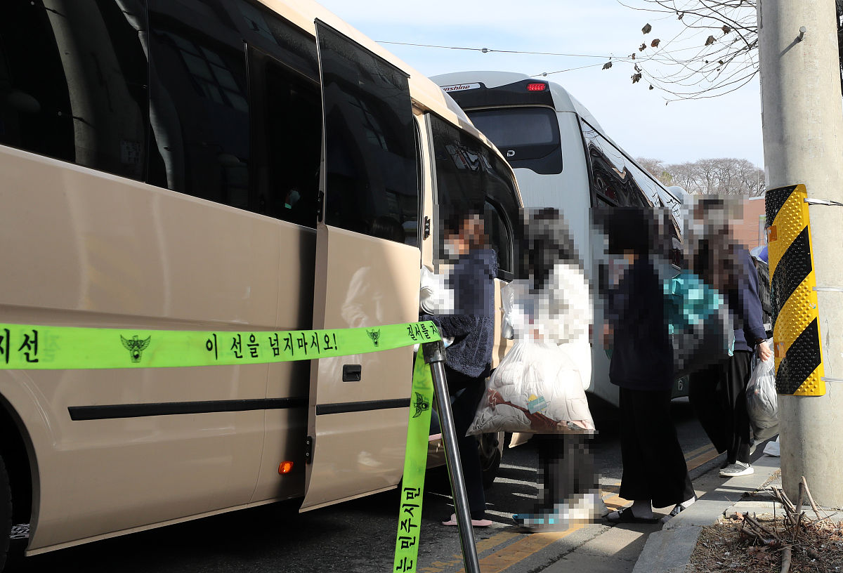 浙江卫校招外市学生吗用发散性