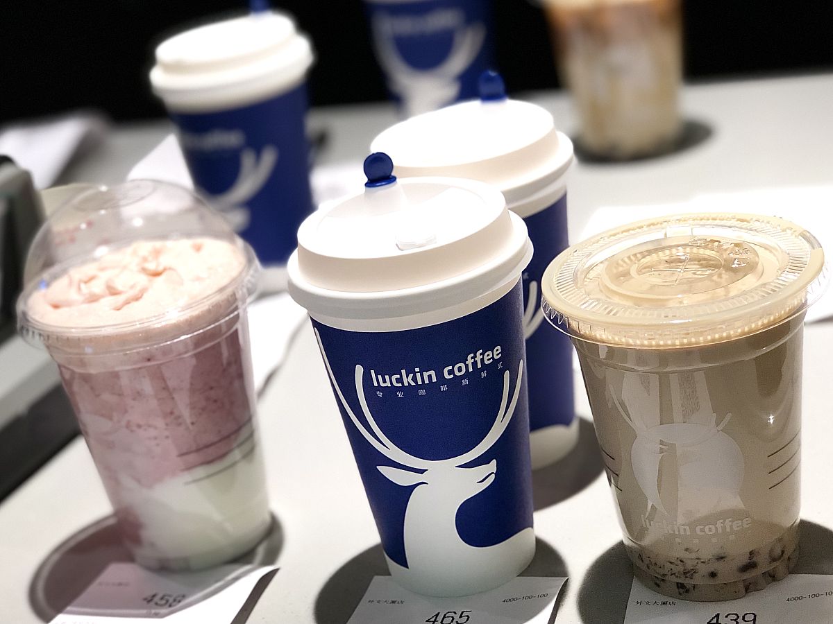 瑞幸咖啡 vs 库迪咖啡：两大咖啡品牌深度对比