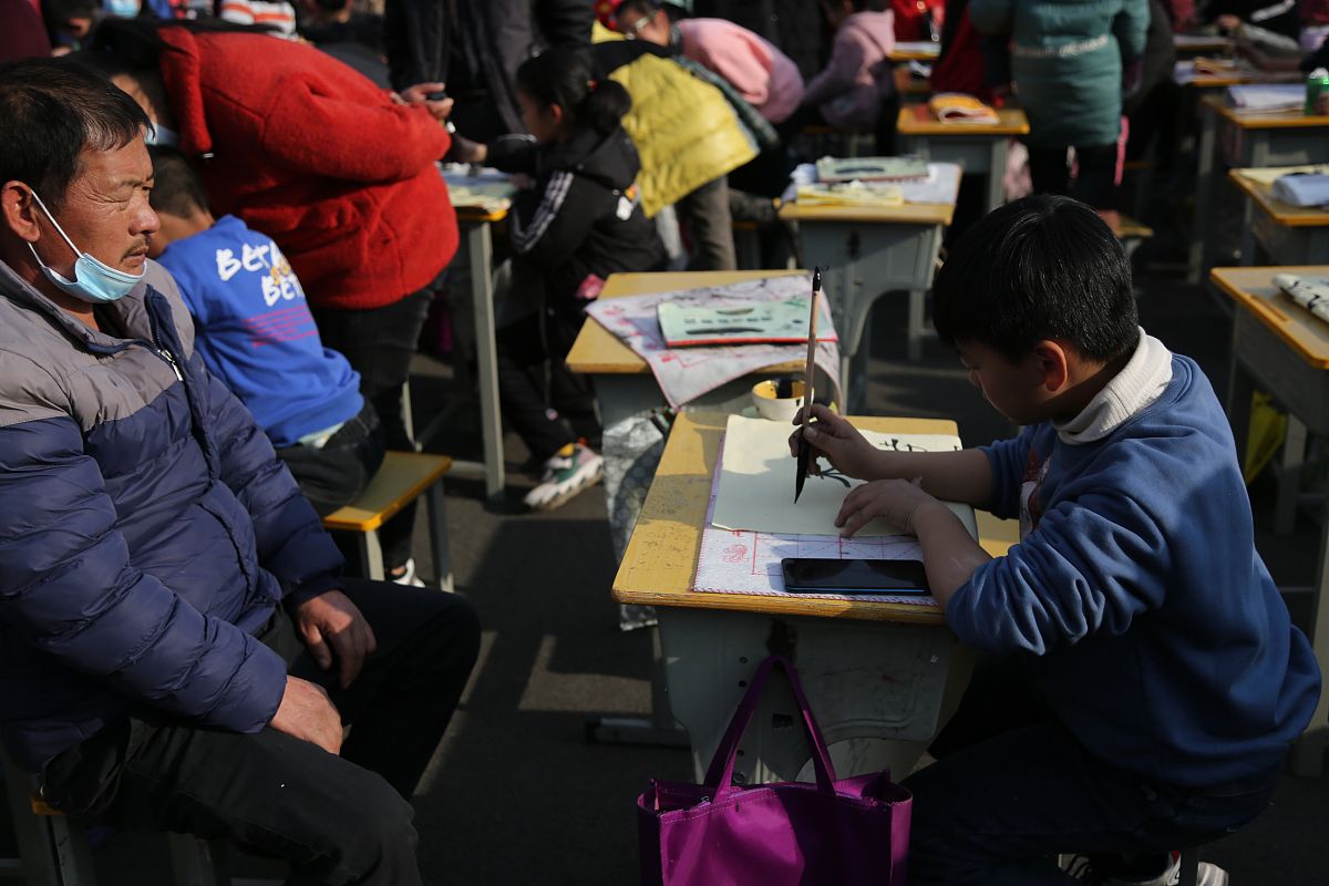 学校管理基本途径：从规章制度到家长参与