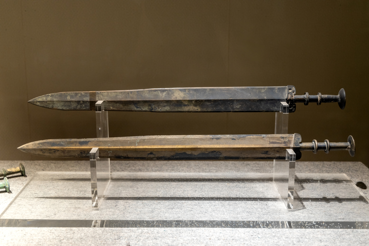 秦始皇为何热衷收藏名剑?揭秘背后的原因 秦始皇为何热衷收藏名剑?揭秘背后的原因