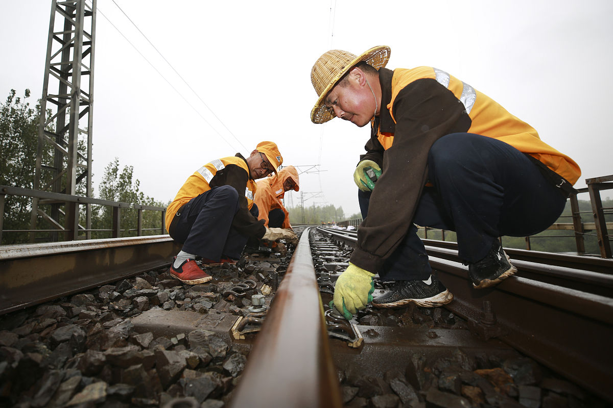 西安齐力铁路学校2021年招生简章：培养铁路人才的摇篮