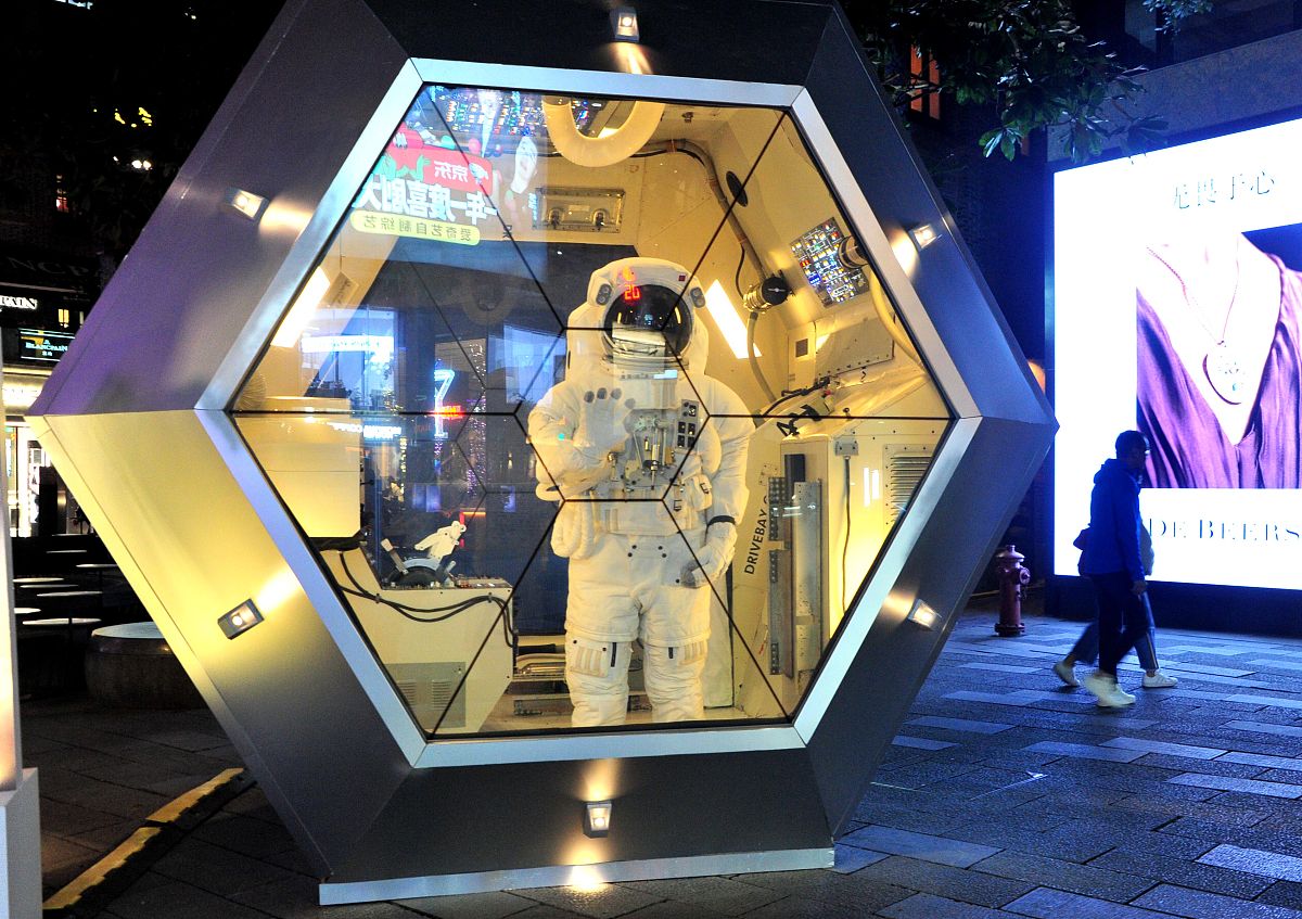 湖北航空服务技术学校美术绘画要满足什么条件