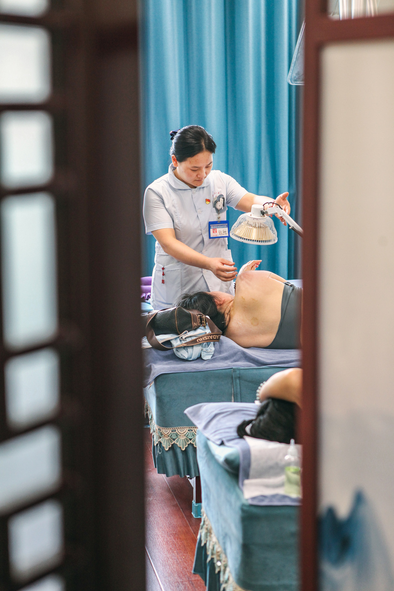 重庆卫生学校针灸推拿专业就业前景分析