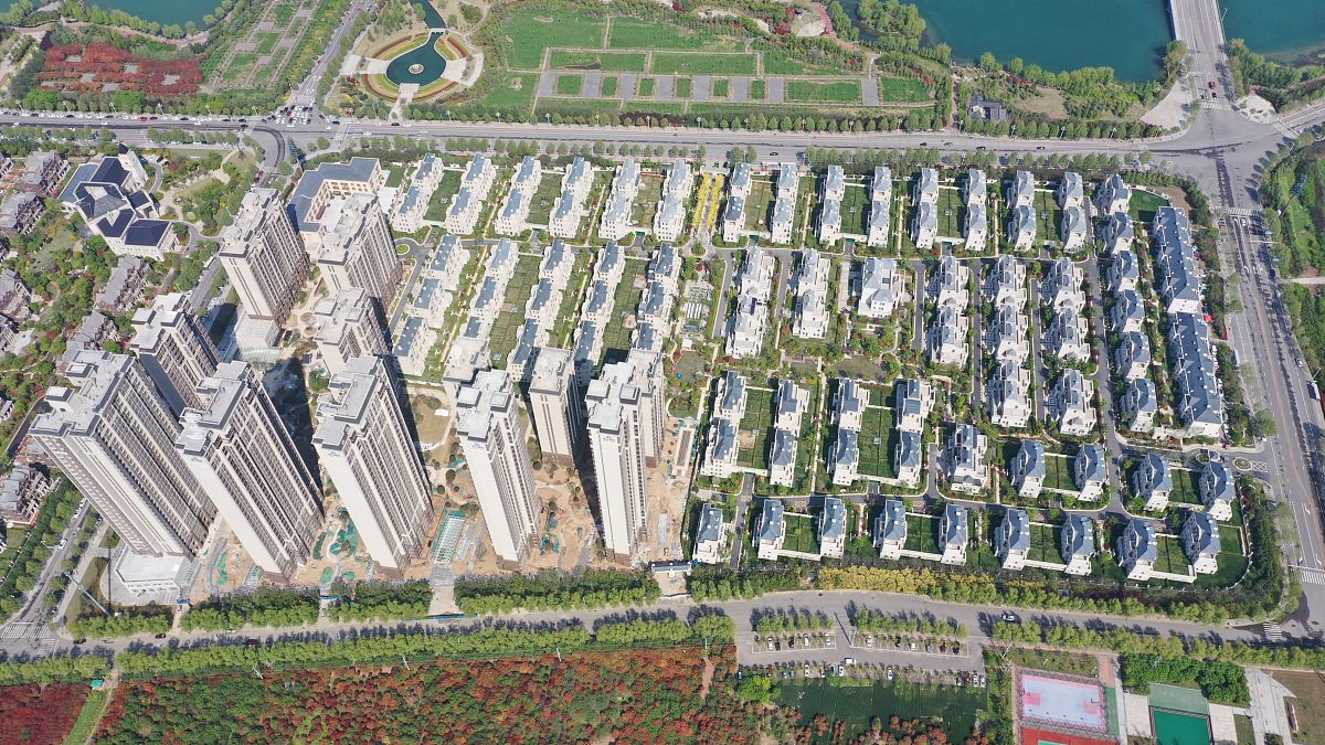 这次调研的地点是诸暨市主题是编制现代化社区开发建设规划调研报告