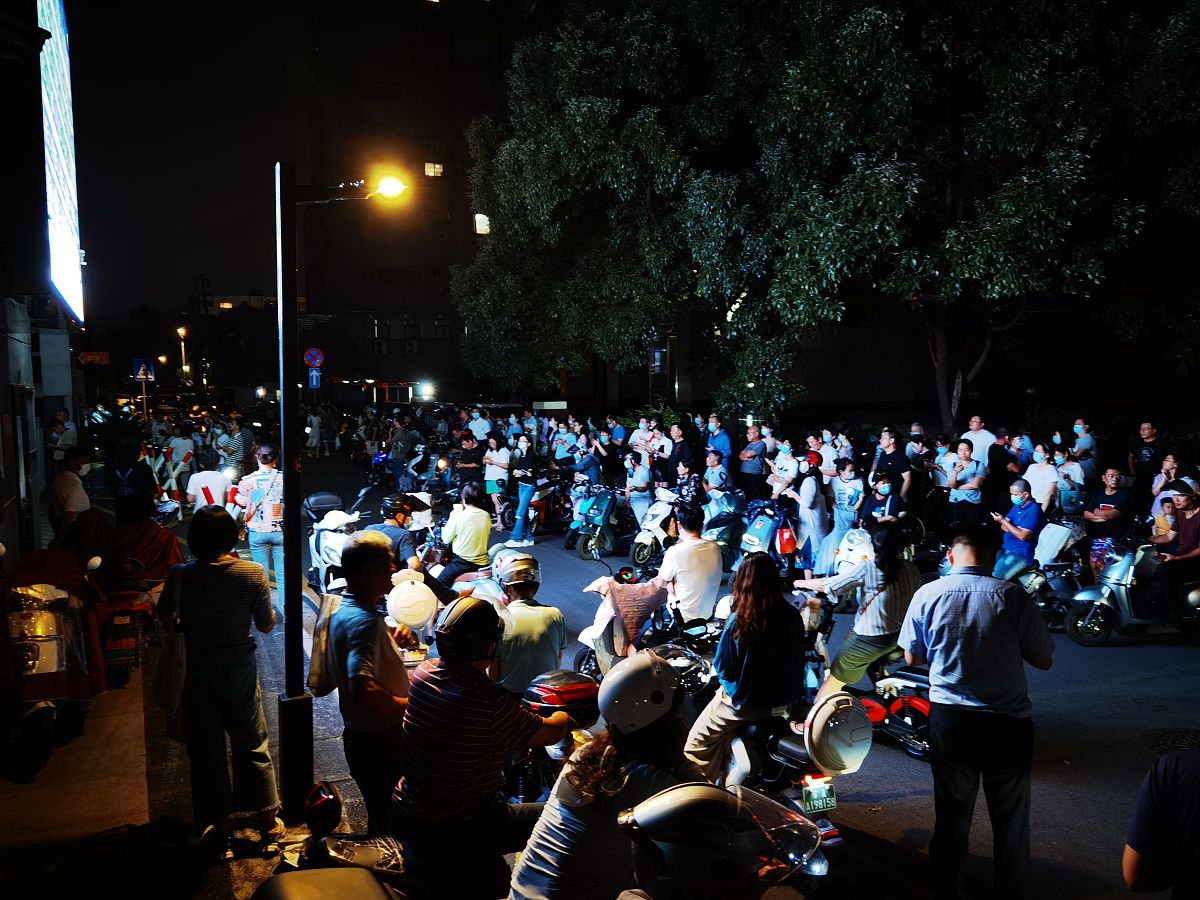 重庆经济建设职业技术学校2021年招生对象：初中毕业生和高中退学者