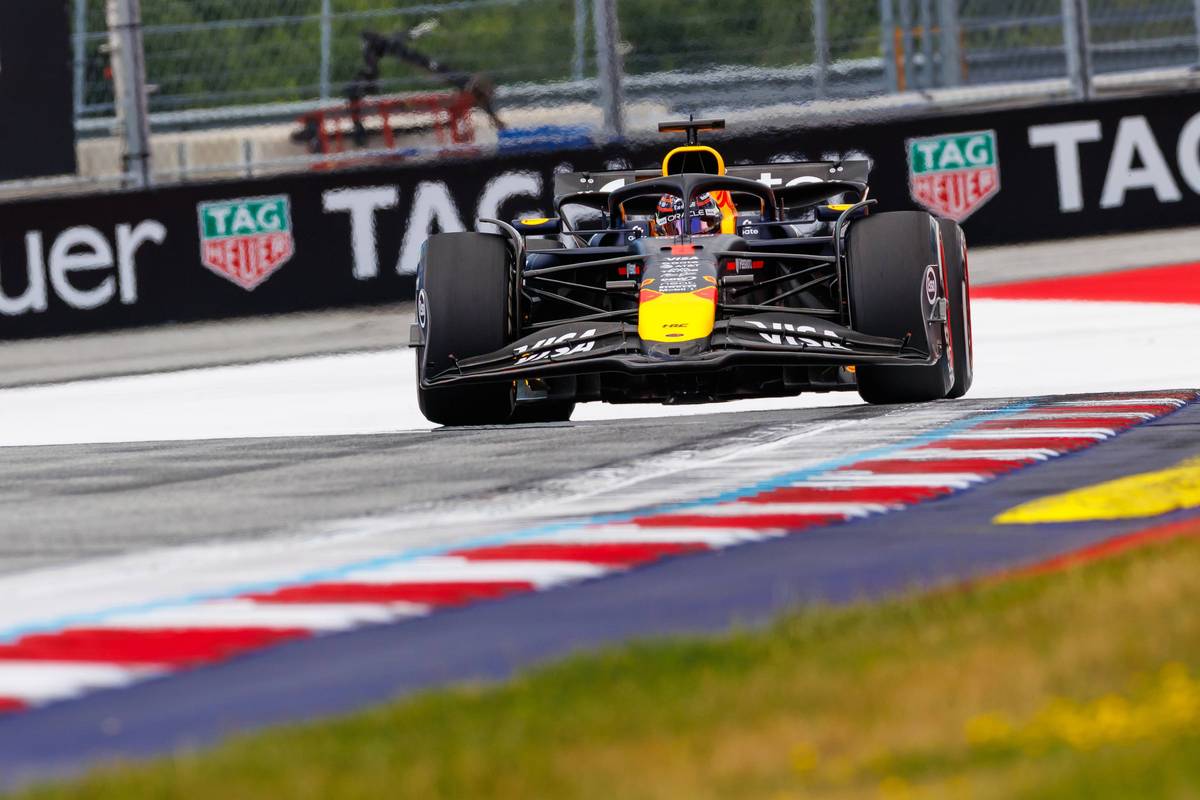 F1 Undercut战术：如何利用进站超越对手