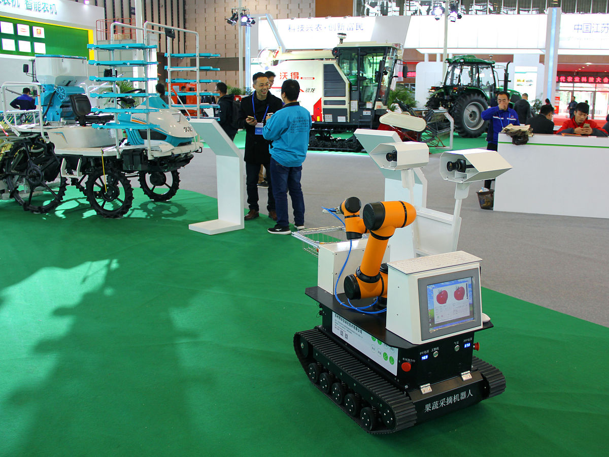 重庆市农业机械化学校工业机器人技术应用专业如何好学吗