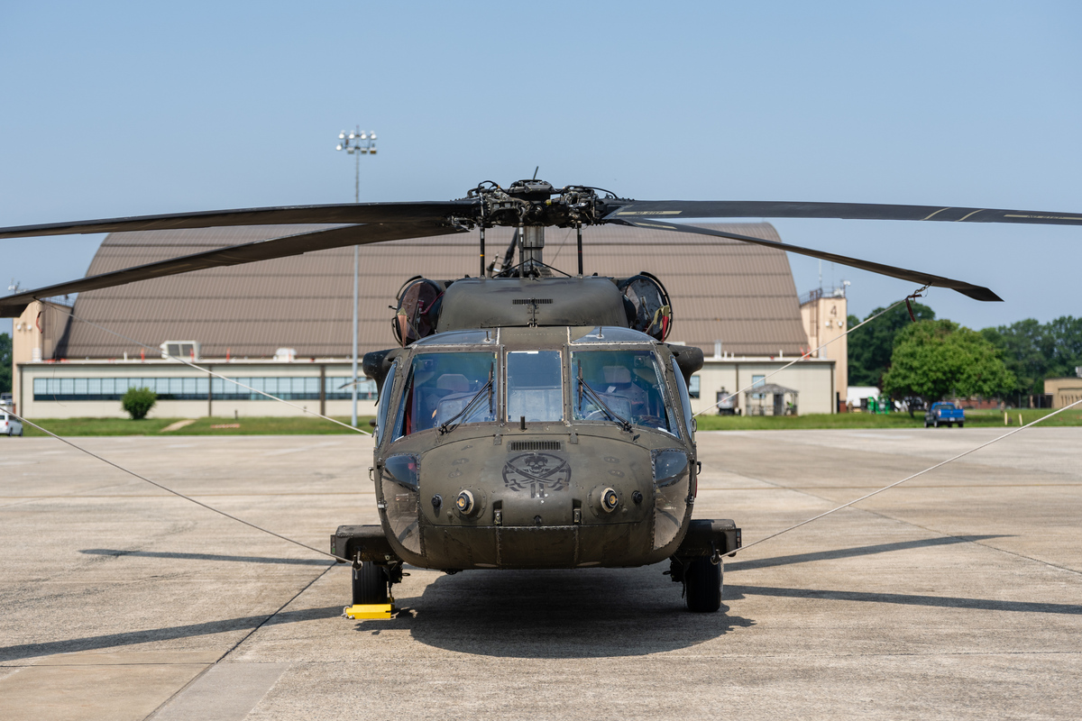 黑鹰直升机：性能卓越，应用广泛的直升机