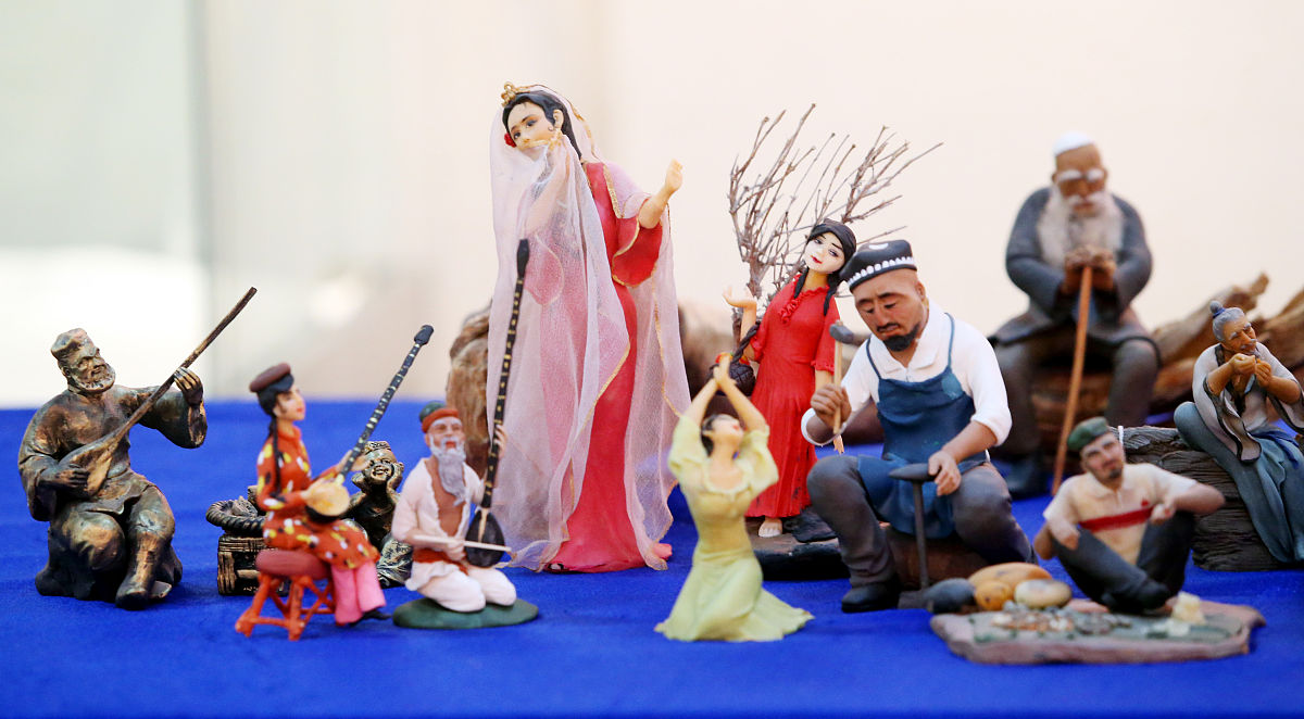 新疆非物质文化遗产旅游活化摘要 200字