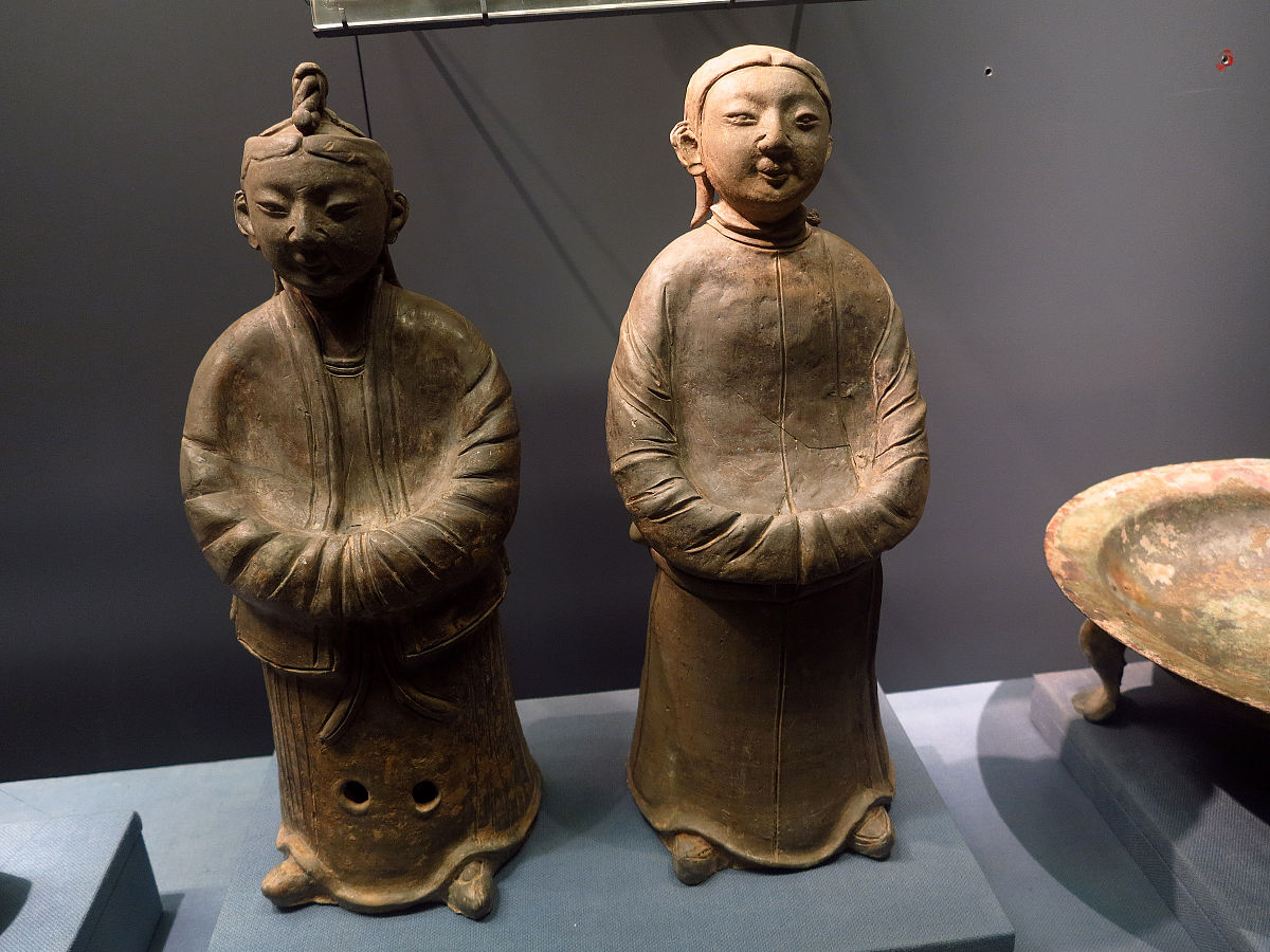 2014年09月13日,灰陶<strong>契丹</strong>族男立俑,昌平区陈庄出土,北京首都博物馆"