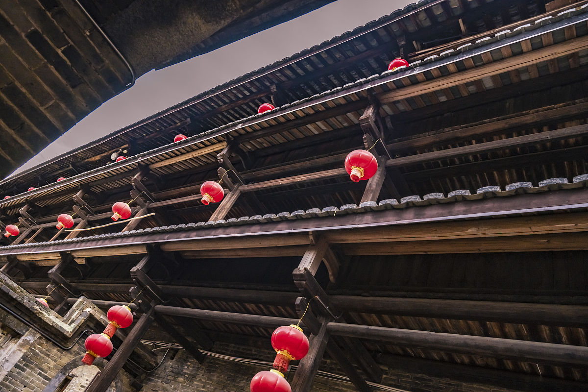 广东省梅州市每个月平均工资多少