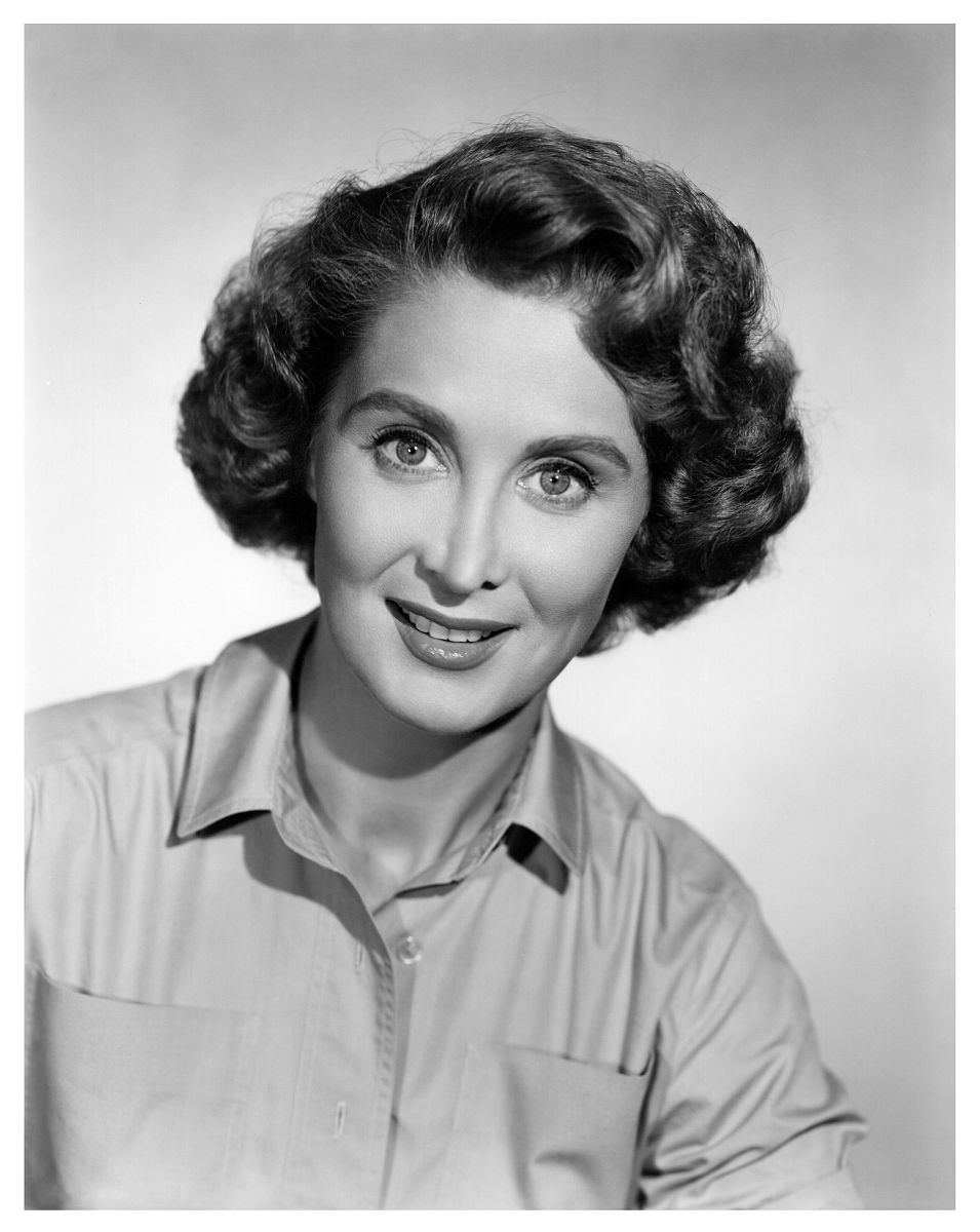 1957年,女演员,歌手兼舞者贝蒂·加勒特 (betty garrett) (1919-2011)