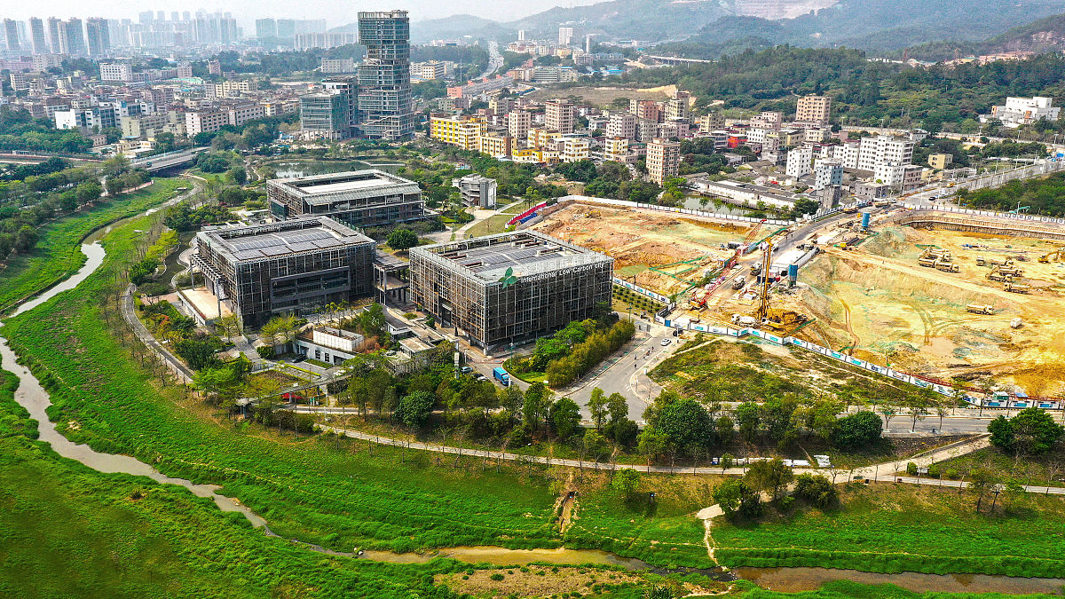 重庆万州职业教育中心地址 - 双河大道888号