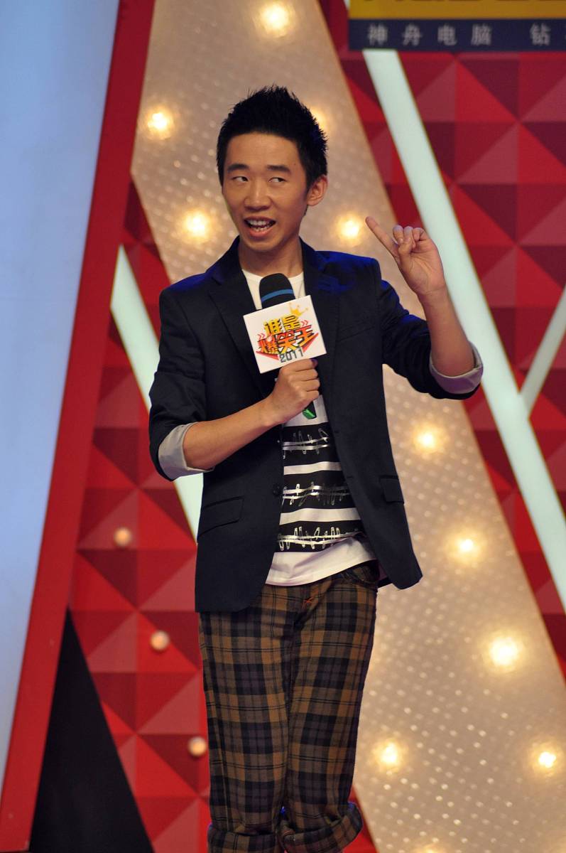 2011年5月26日,上海,搞笑综艺节目《谁是爆笑王》录制.杨迪+++_+++谁