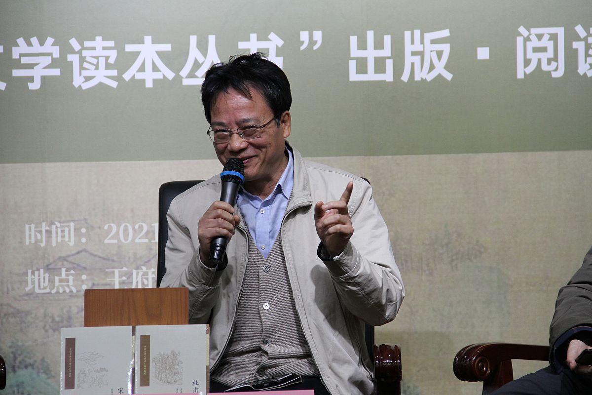 雷沛鸿高等教育思想在西江学院的实践研究：国内外研究现状