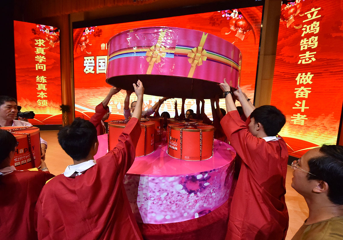 湖南五年制大专排名：教学质量高，就业前景好