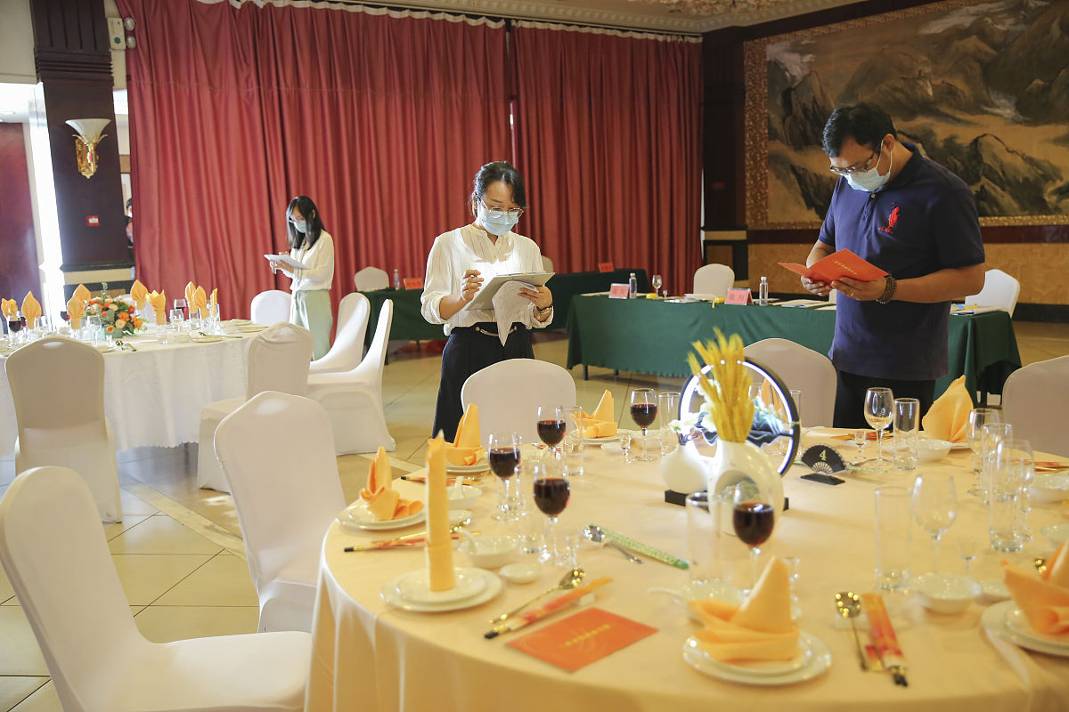 餐饮公司何时需要成立宴会小组？