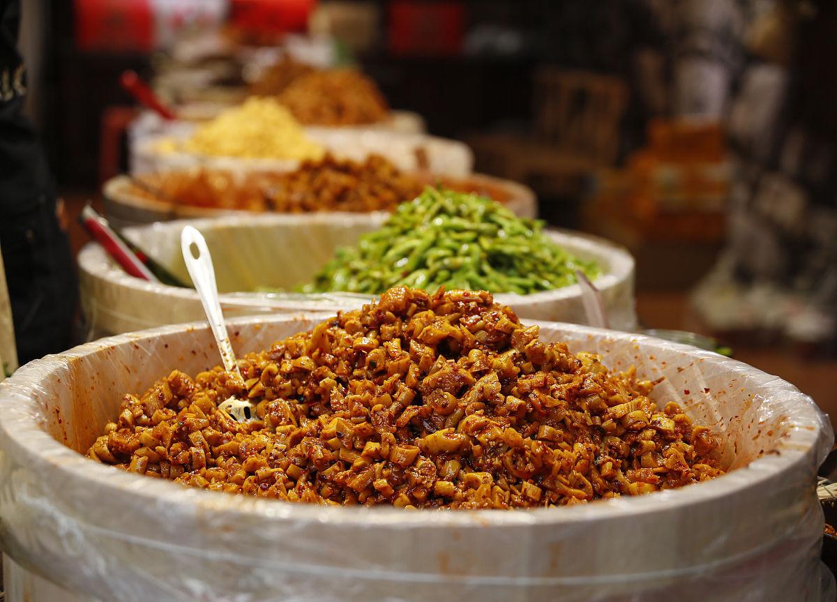 岳麓山脚下有臭豆腐吗？长沙臭豆腐美食推荐