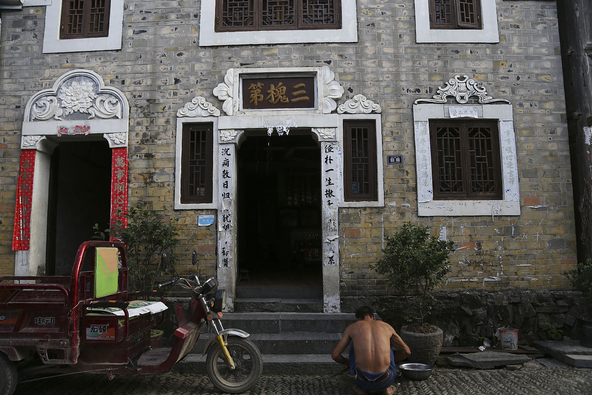 黔东南民族职业技术学院老年护理专业就业前景分析