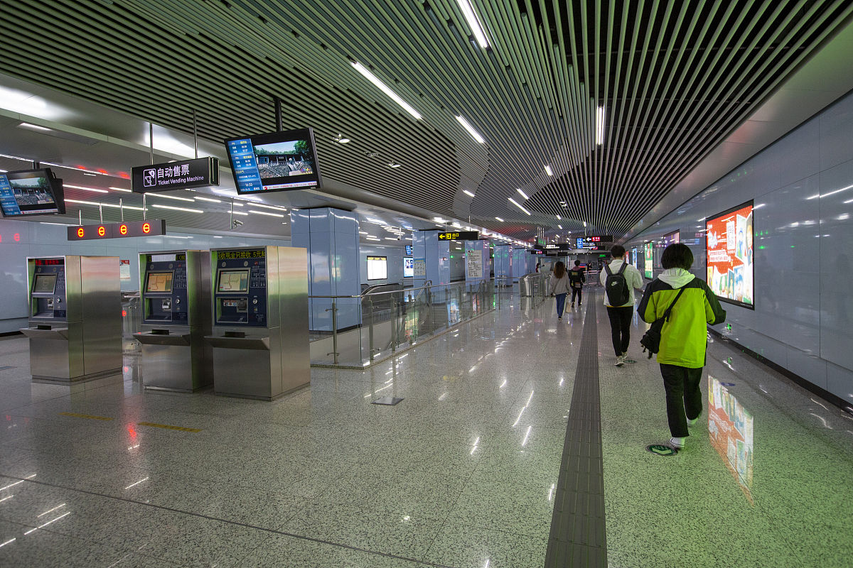 昆明地铁学校就业率高吗云南华西航空旅游学校