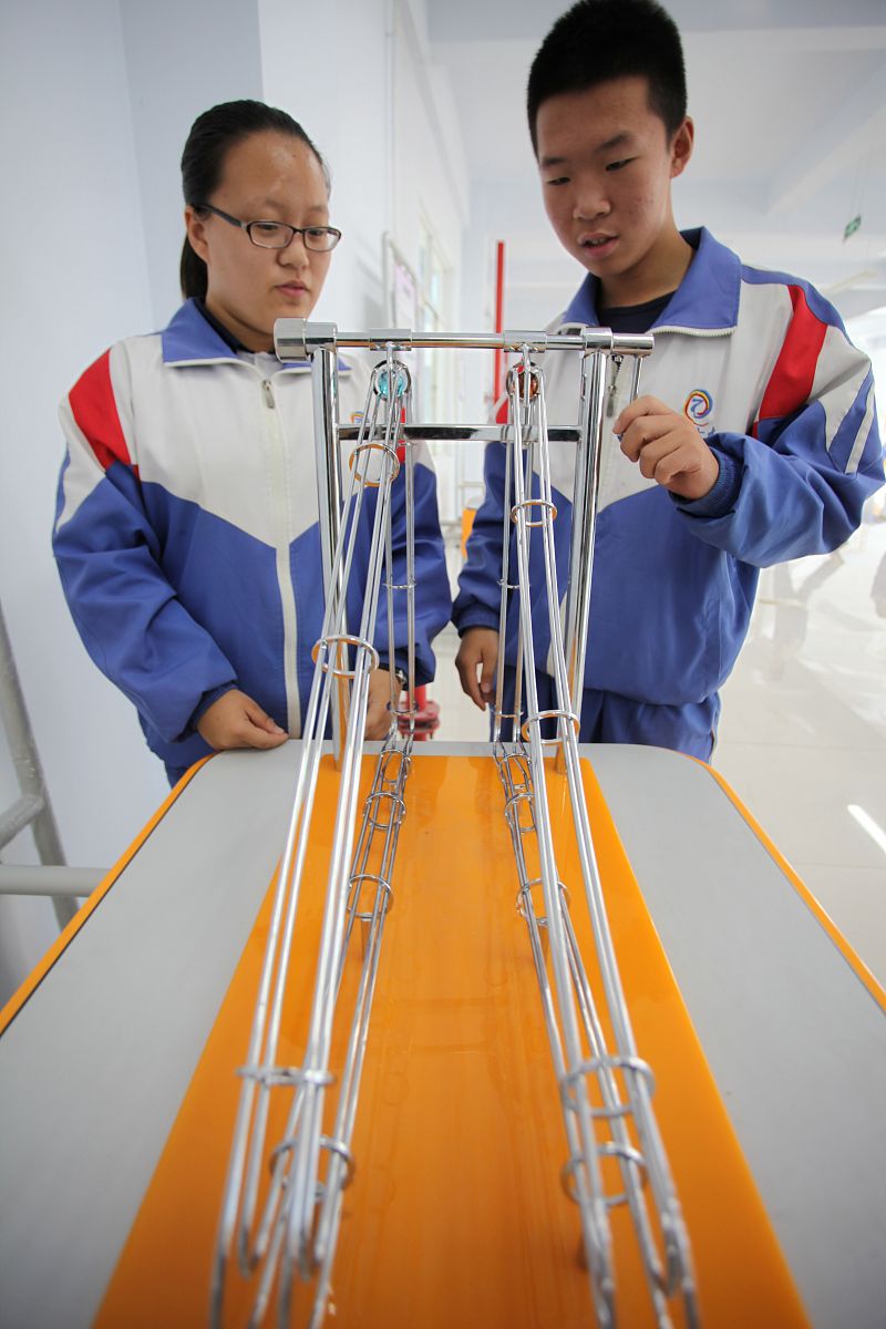 在无碳小车项目中的过程表现：80分包括设计水平实践能力组织能力团队协作能力等