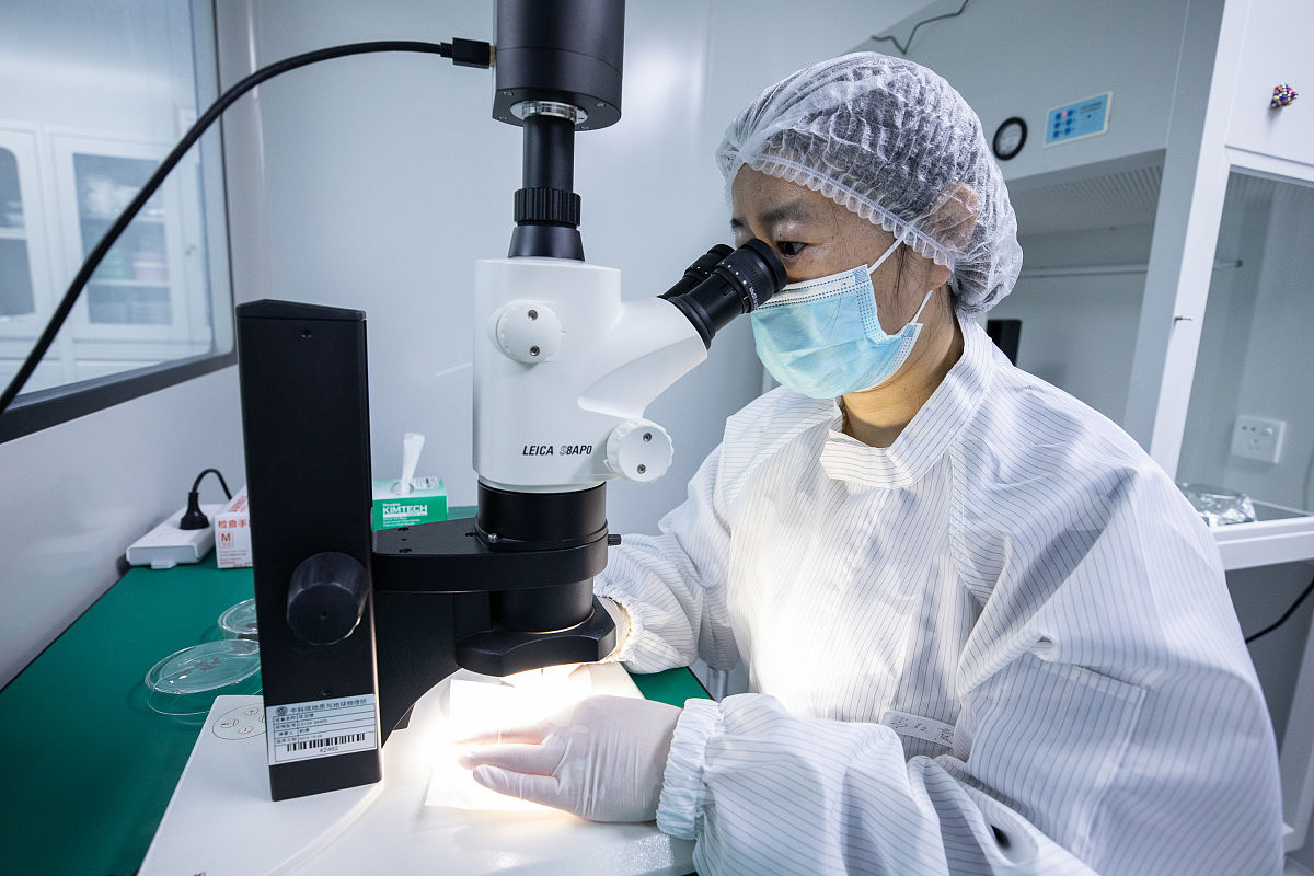 LOW TEMPERATURE PHYSICS 期刊：低温物理学和超导性研究领域的领先期刊