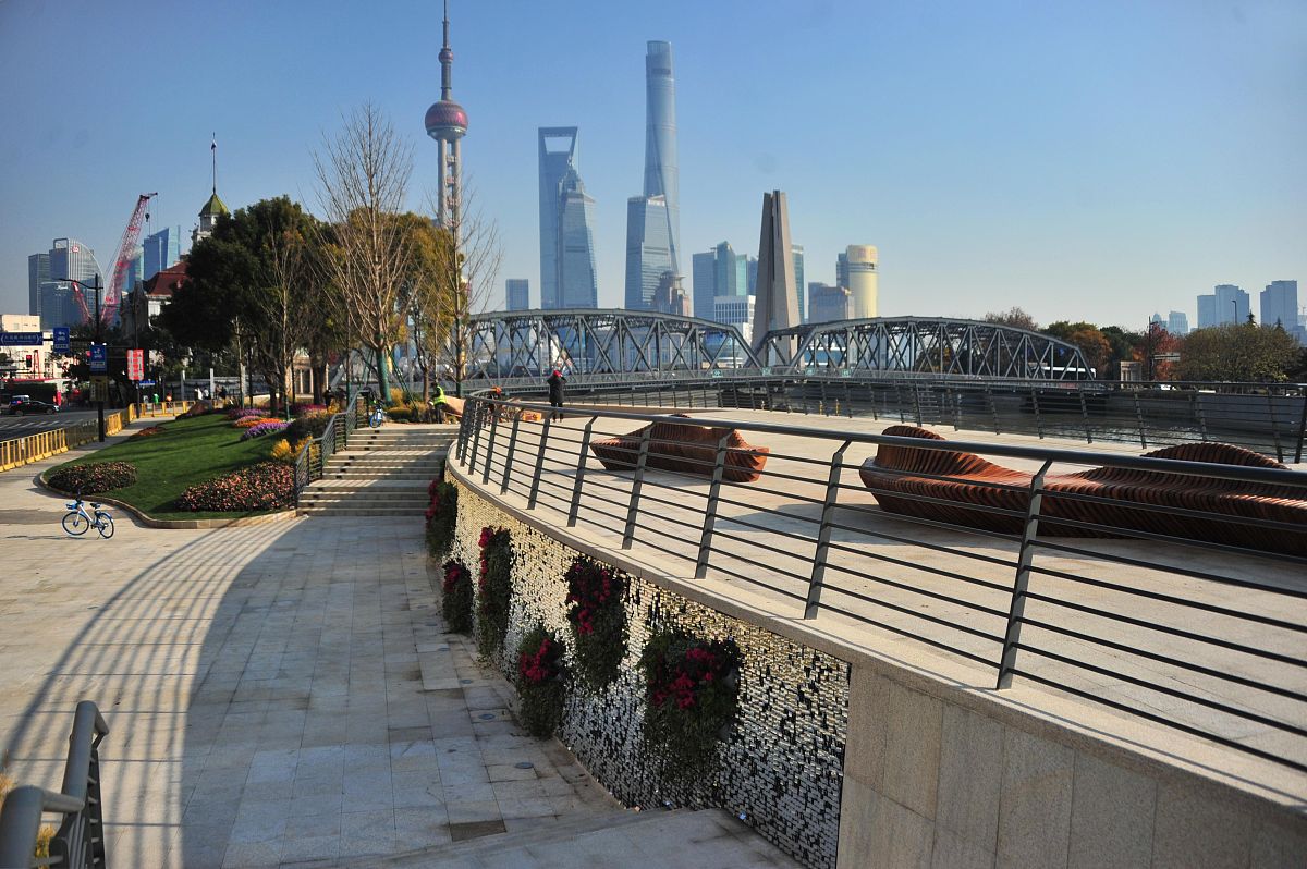 如何追到一个不喜欢你的女孩？