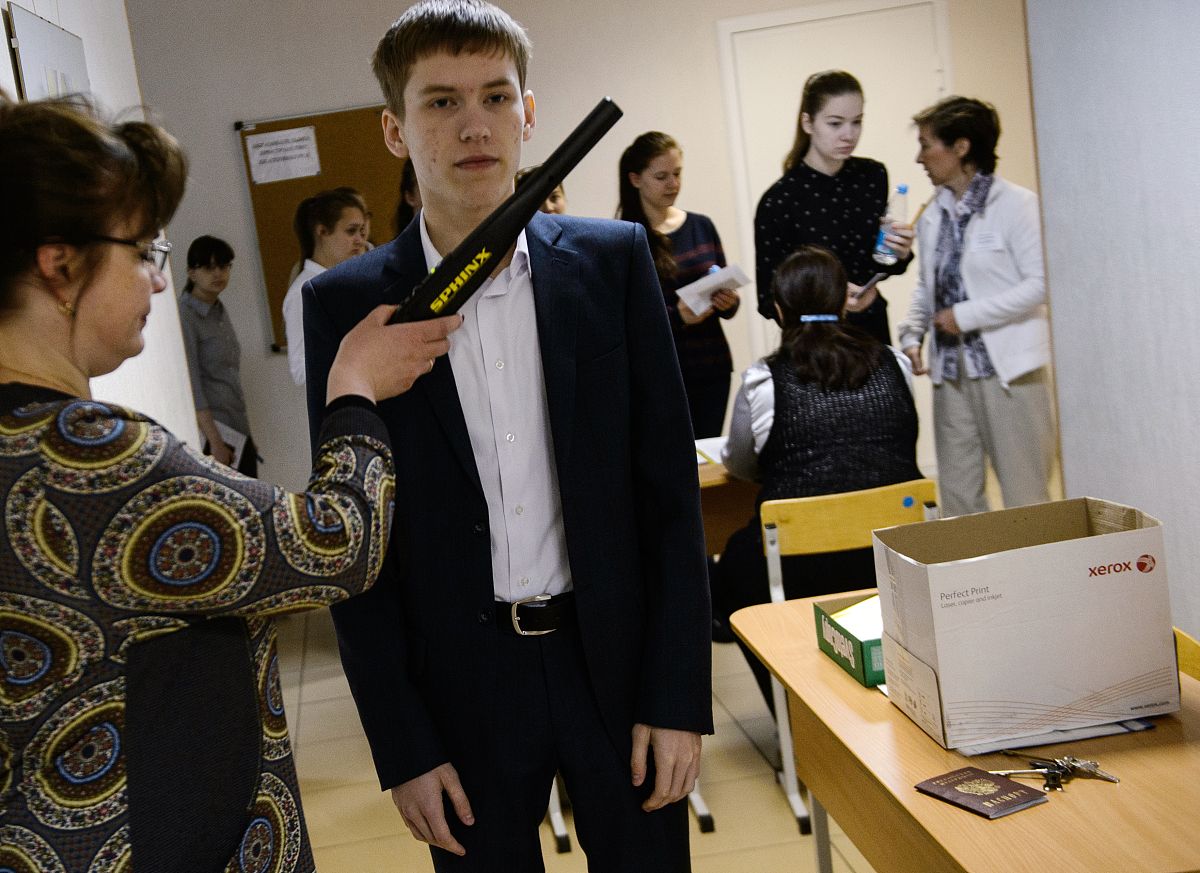 (a,b)=6,a是b的1.4倍,a+b=?