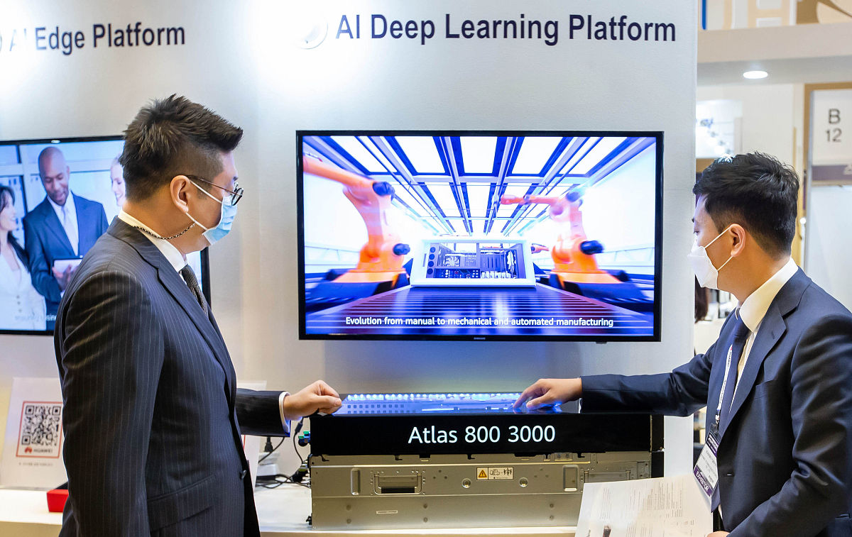 能扮演文心一言和我对话吗