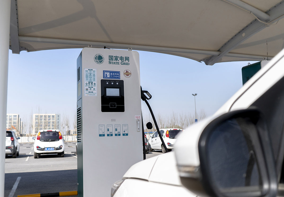 写一篇乌兰察布供电大楼充电桩工程竣工的公众号