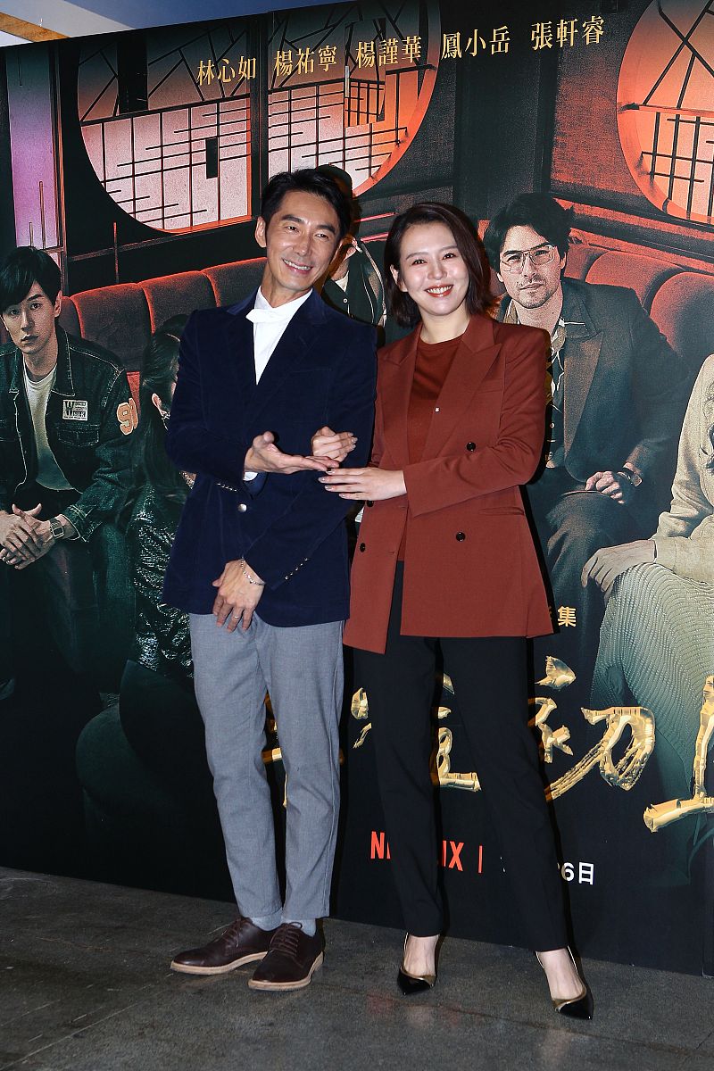 悬疑小说大纲：失踪女子与神秘小说