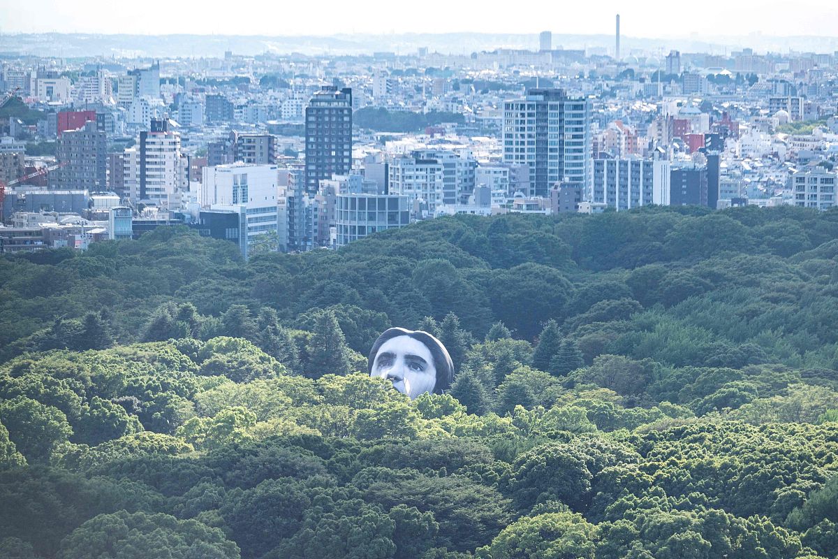 (采用请务必提及艺术家及该项目)当地时间2021年7月16日,日本东京上空